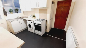 Shared house E11